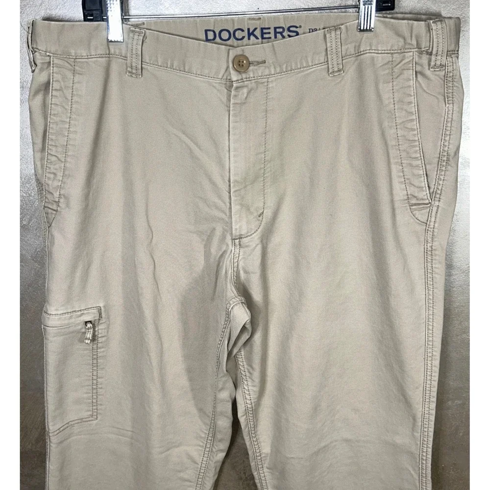 Dockers D3 Classic Fit‎ Khaki Pants Men's 40x32 Beige Casual Chino Trousers